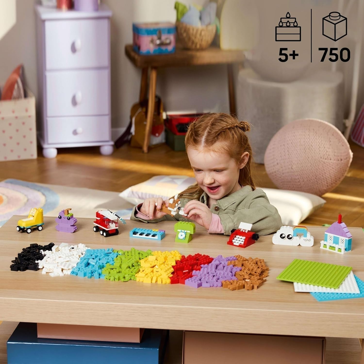 Kreativní sada LEGO Classic na stavění a hraní - sada s barevnými kostkami - postav dům, pejska, legrační autíčko, klavírní klávesnice a duha - řemeslná sada pro chlapce a dívky od 5 let Stavebnice Besuche den LEGO-Store