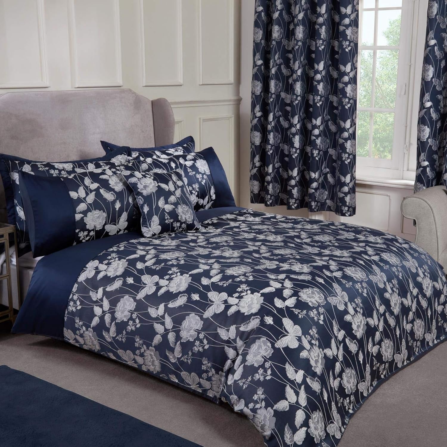 Přikrývka Butterfly Meadow pro postel Super King Size, 100% polyester, přikrývky a přikrývky v námořnické modré Naty Shop