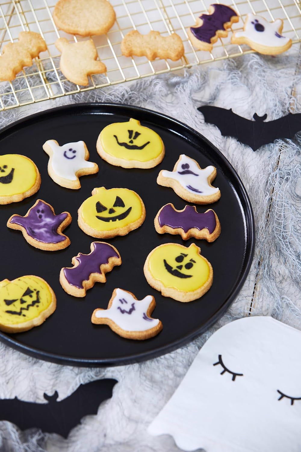 Barevná sada halloweenských sušenek a nápojů HEITMANN KREATIV