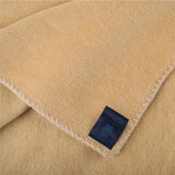 Deka Zoeppritz v barvě: Béžová, Vyrobeno z 65 % Polyester, 35 % Viskóza, Rozměr: 160X200 Cm, 103291-810-160X200, 810 Velbloudí postele a přikrývky 'zoeppritz od roku 1828'