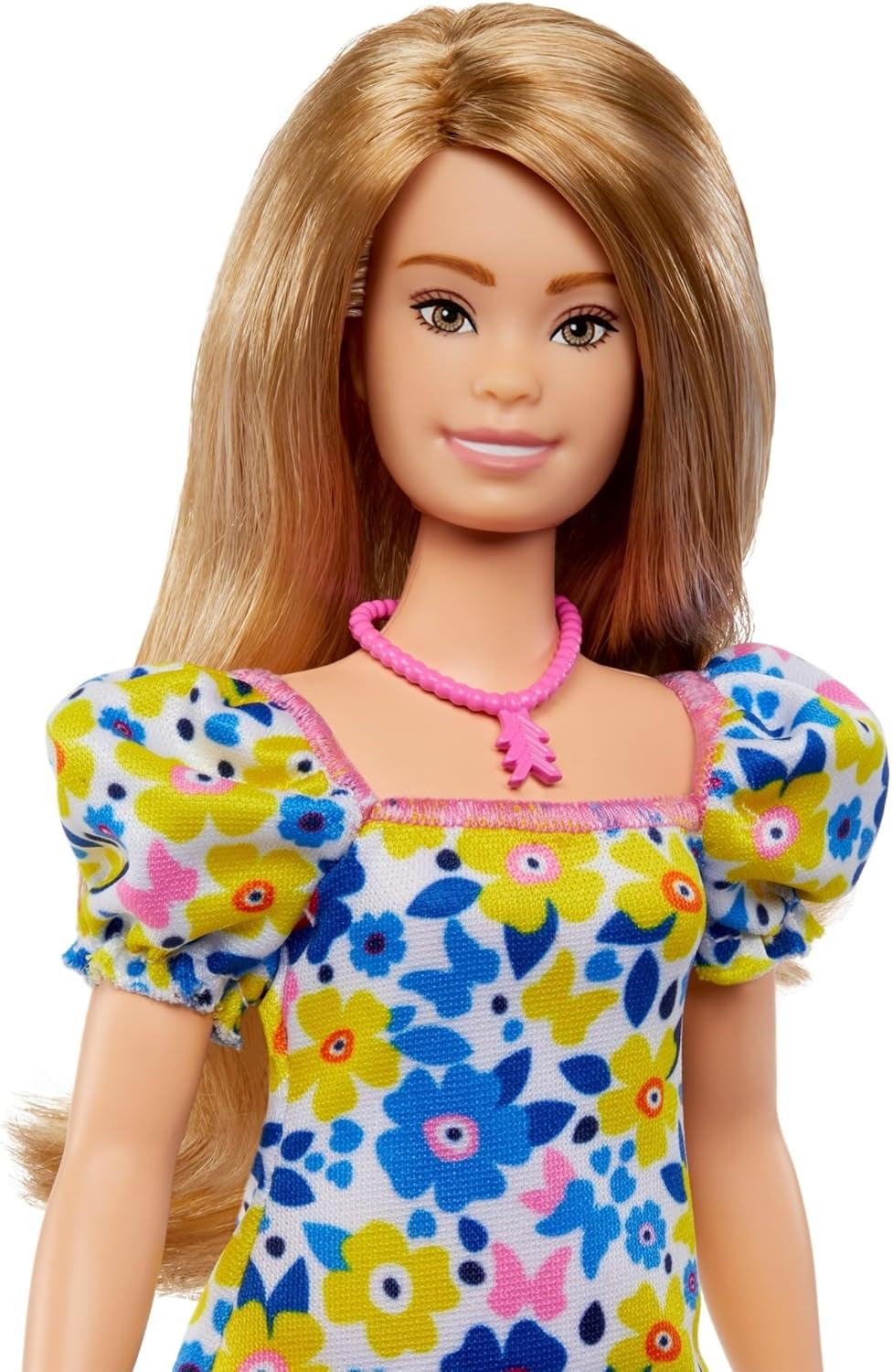 Barbie Fashionistas - vyvinuté ve spolupráci s National Down Syndrome Society, blond vlasy a trendy outfit s květinovými šaty a bílými teniskami, pro děti od 3 let, HJT05 Naty Shop Dolls