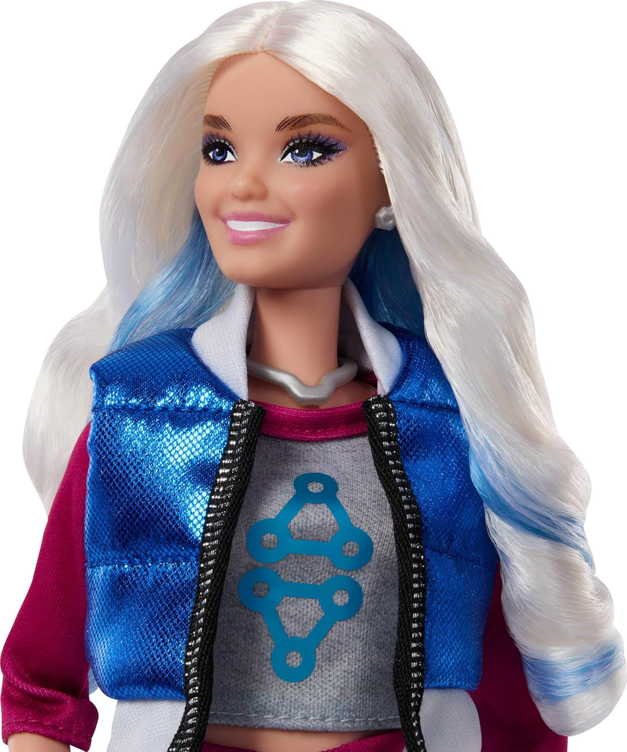 Mattel Disney Zombies 4: Dawn of the Vampires Módní panenka Addison Wells s odnímatelným oblečením a 6 doplňky inspirovanými filmem, JFG32