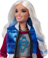 Mattel Disney Zombies 4: Dawn of the Vampires Módní panenka Addison Wells s odnímatelným oblečením a 6 doplňky inspirovanými filmem, JFG32
