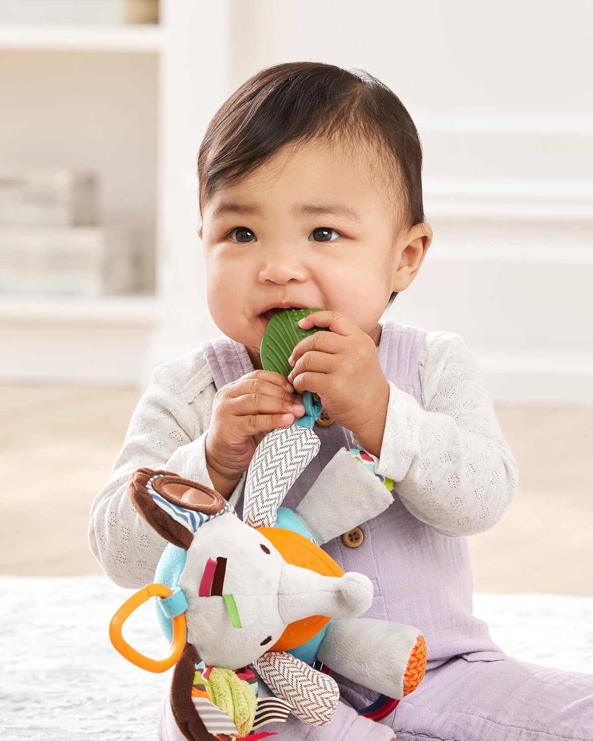 Hračka Skip Hop Bandana Buddies, Plyšová hračka pro miminka a děti, Vícebarevná, Hračky pro slony Naty Shop