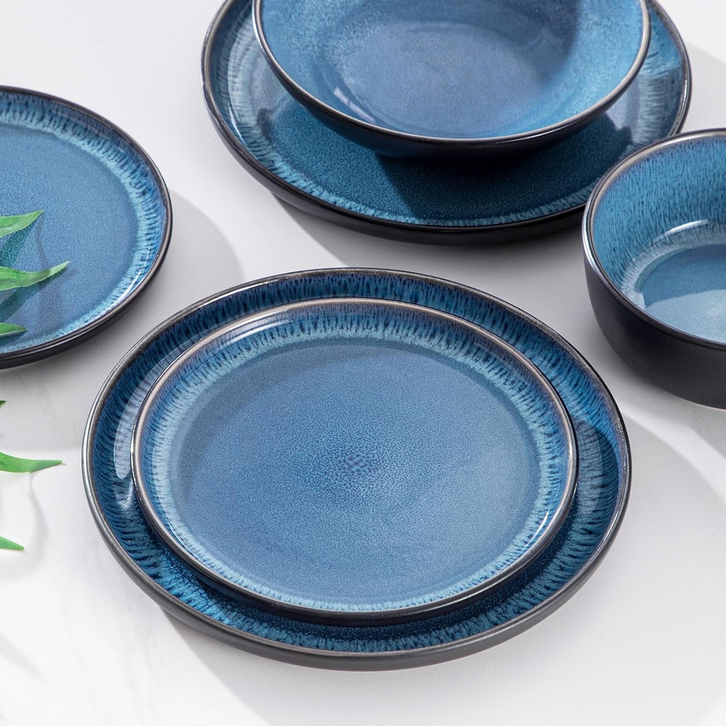 Sada nádobí pro 6 kusů porcelánového nádobí Vancasso PLAYA 24dílná sada nádobí pro 6 modrých nádobí včetně talířů, talířů Suma, misek a salátových talířů Vhodné do myčky a mikrovlnné trouby