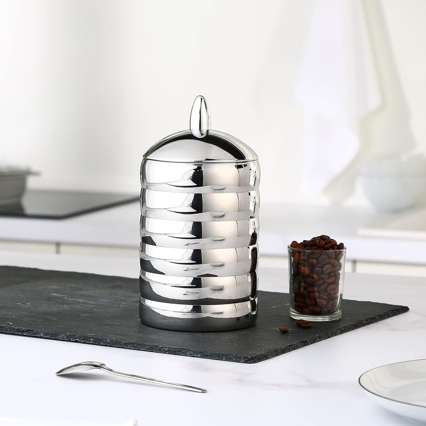 Alessi Kalistò 2 CB02 - Kuchyňská dóza z nerezové oceli 18/10 s hliníkovým knoflíkem, 114 cl, stříbrná Dózy na potraviny Naty Shop
