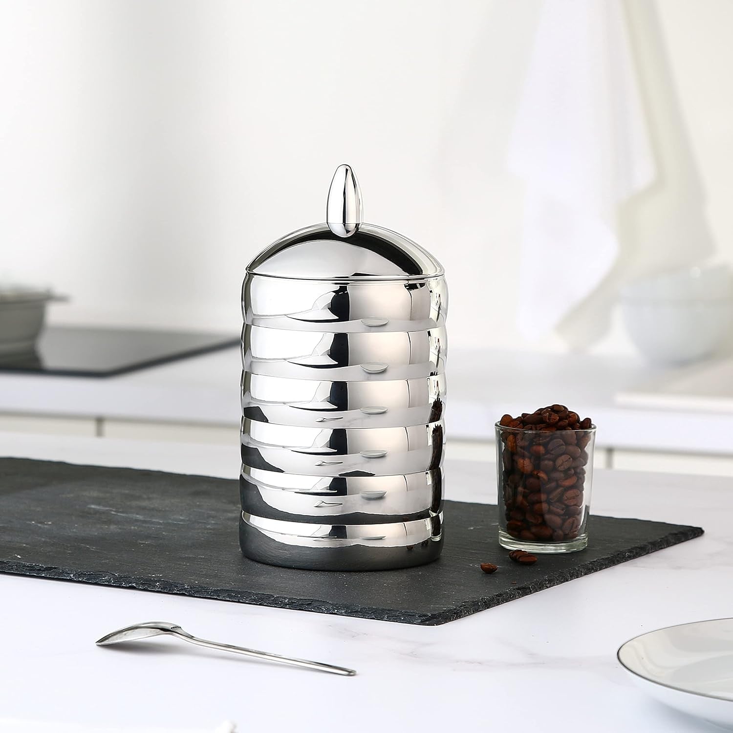 Alessi Kalistò 2 CB02 - Kuchyňská dóza z nerezové oceli 18/10 s hliníkovým knoflíkem, 114 cl, stříbrná Dózy na potraviny Naty Shop