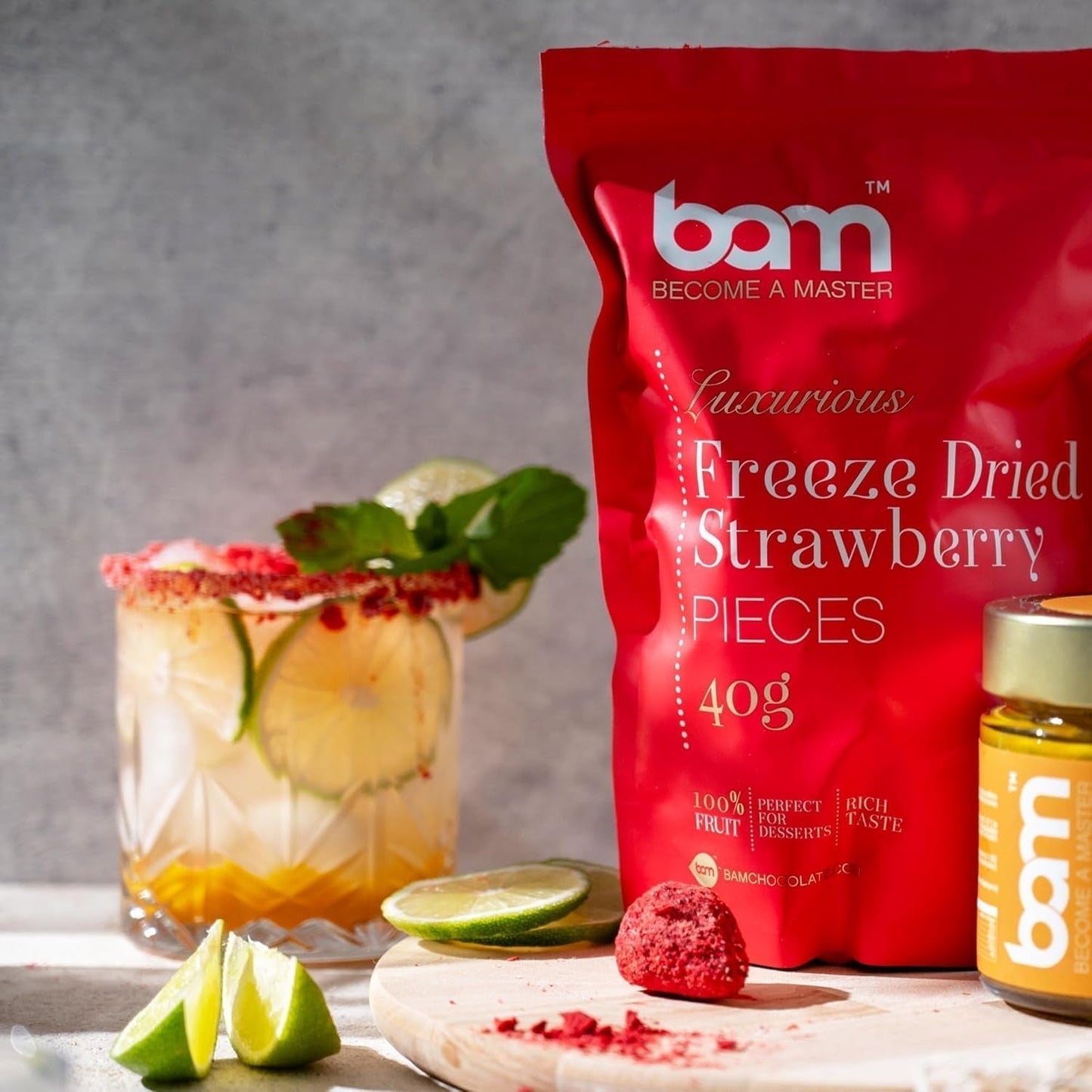 Mrazem sušené ovoce BAM, 40 gramů, přírodní ovoce, dokonalé dezerty, bohatá chuť (jahoda) Dehydrované produkty Naty Shop