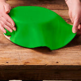 FunCakes Spring Greens Rolled Fondant Disc: Lahodná vanilková příchuť, již namotaná, snadno se používá, ideální pro zdobení dortů, 430 g Naty Shop Sugarpaste