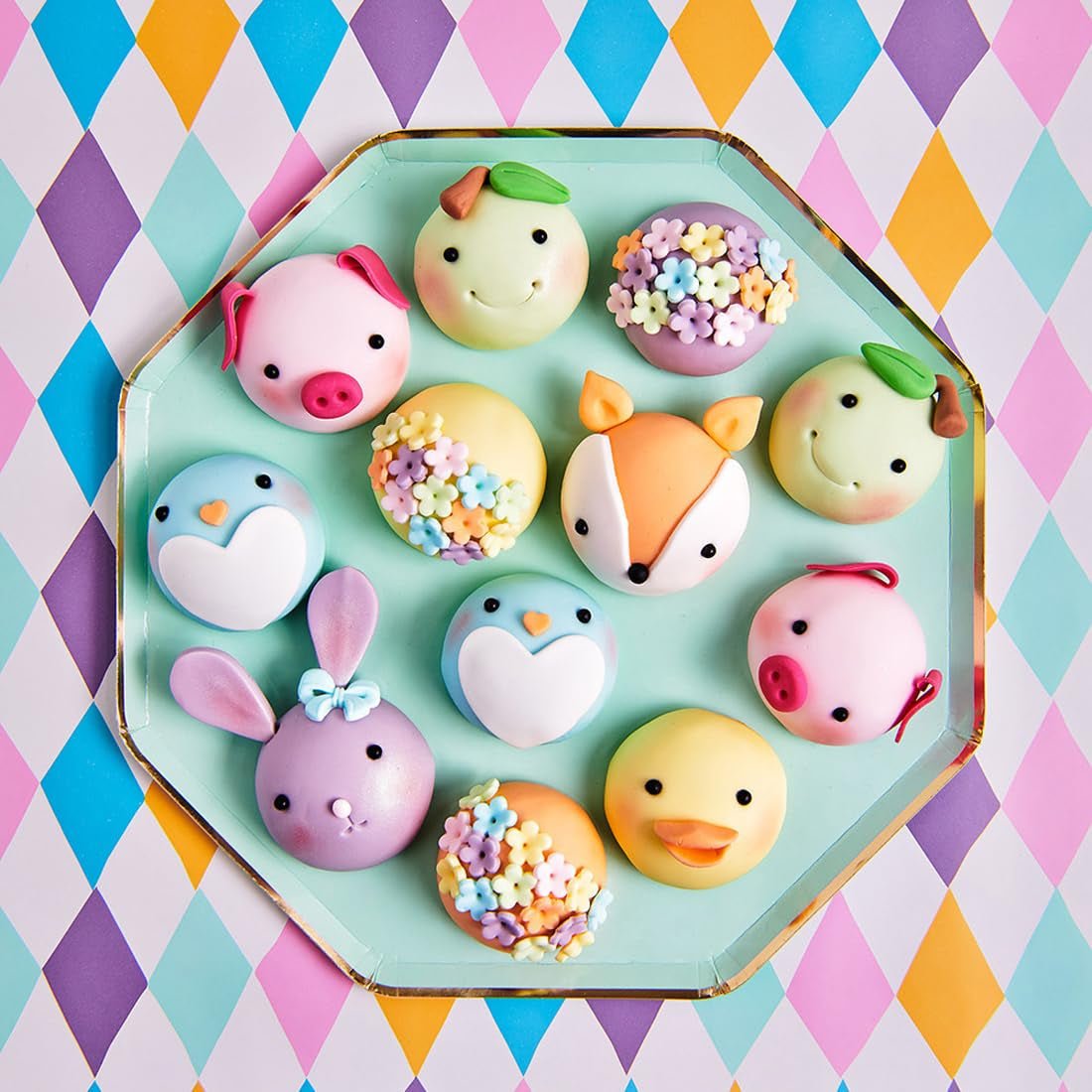 FunCakes Přírodní béžový rolovaný fondán: Snadné použití, hladký, pružný, měkký a ohebný, ideální pro zdobení dortů, Halal, košer a bez lepku, 250 g cukrové pasty Naty Shop