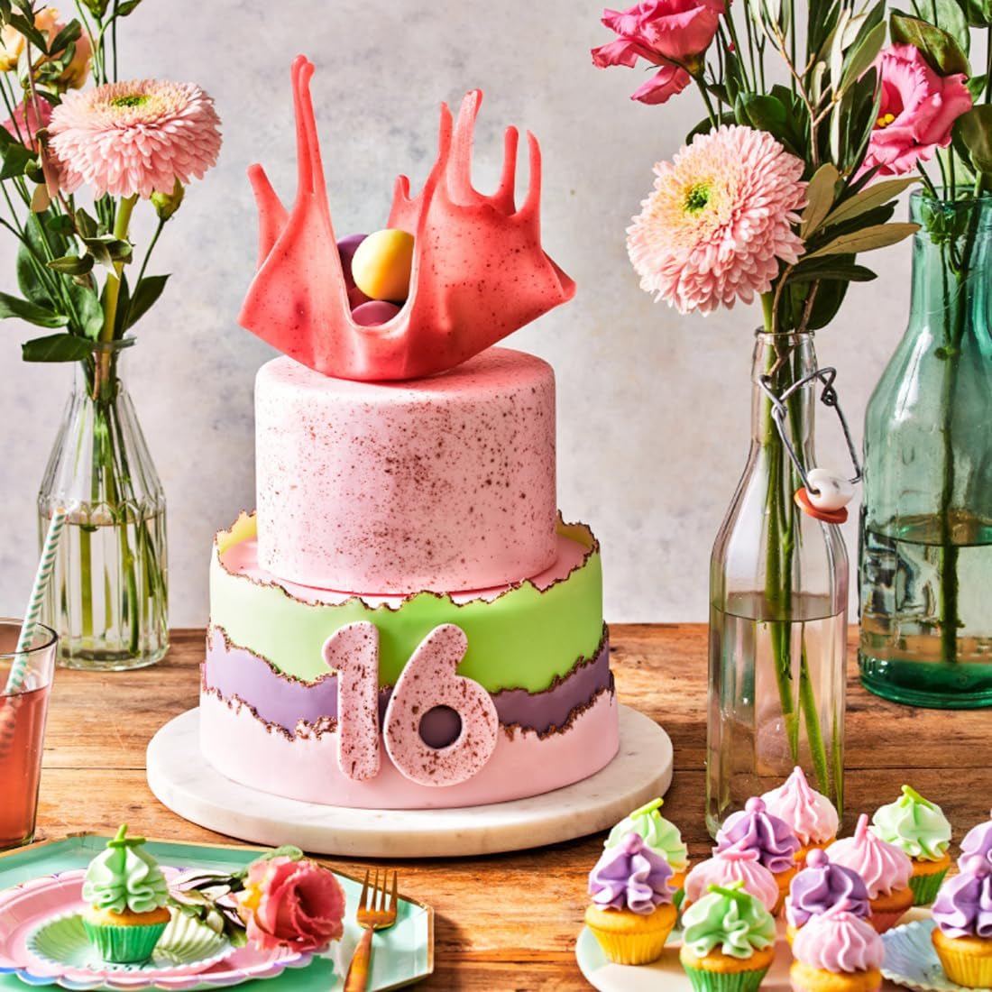 FunCakes limetkově zelený rolovaný fondán: Snadné použití, hladký, pružný, měkký a poddajný, ideální pro zdobení dortů, halal, košer a bezlepkový, 250 g cukrové pasty Naty Shop
