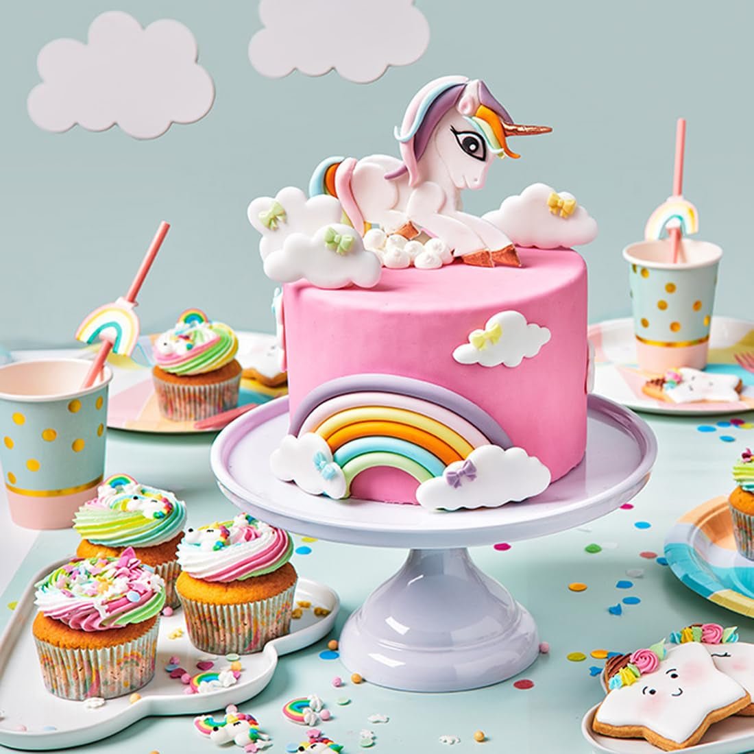FunCakes Roll Fondant Bright White: Snadno se používá, hladký, pružný, měkký a poddajný, ideální pro zdobení dortů, halal, košer a bez lepku. 5 kg (2 až 2,5 kg) cukrové pasty Naty Shop