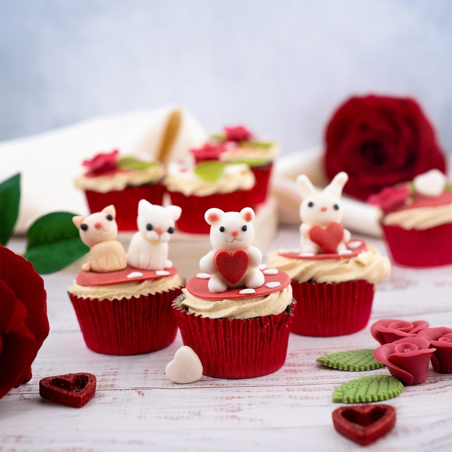 Günthart BackDecor 250g bílý fondant, 100% vegan, bez palmového oleje, odolný proti roztržení pro potahování dortů a pečiva, vhodný na modelování, balení 2 ks (1 x 250 g) Naty Shop cukrová pasta