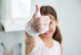 PAEDIPROTECT šampon a mycí mléko pro kojence a děti 2v1 200 ml, jemné mytí a vlásky bez parfemace a mikroplastů, sprchový gel hydratuje suchou a citlivou pokožku, i pro dospělé Děti - péče o pleť a koupel Naty Shop