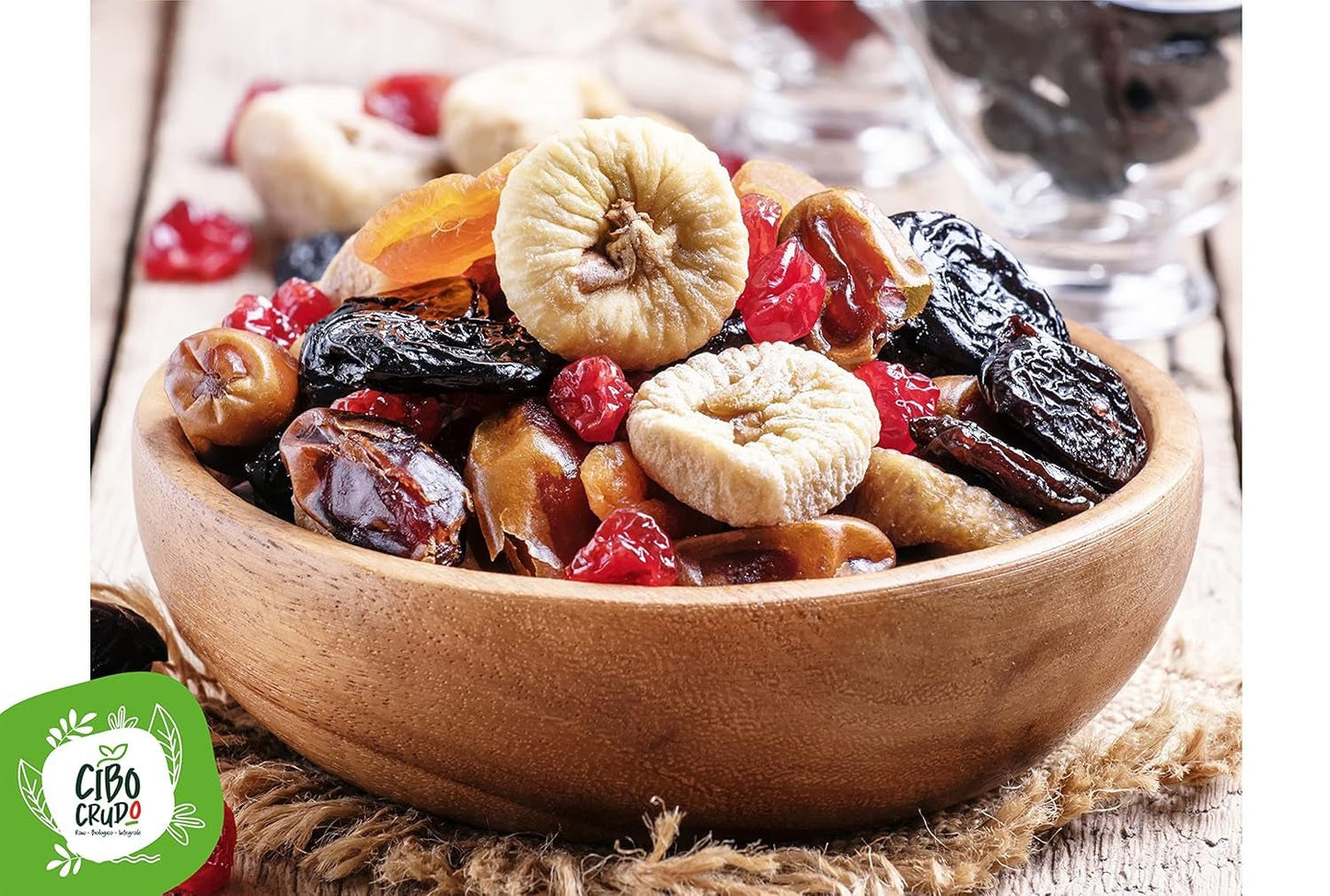 Bio švestky sušené a bez pecek - 500 g. Syrové nesířené švestky, bez přidaného cukru a přísad. Ekologické sušené švestky jako aromatické sušené ovoce. Švestky bez pecek. Dehydrované produkty Naty Shop