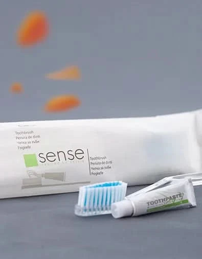 Hotelová zubní sada Sense, 100 kusů Naty Shop Hotel Cosmetics