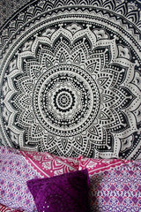 Indická tapisérie psychedelická mandala černá bílá Indie Home - Doplňky a dekorace Naty Shop