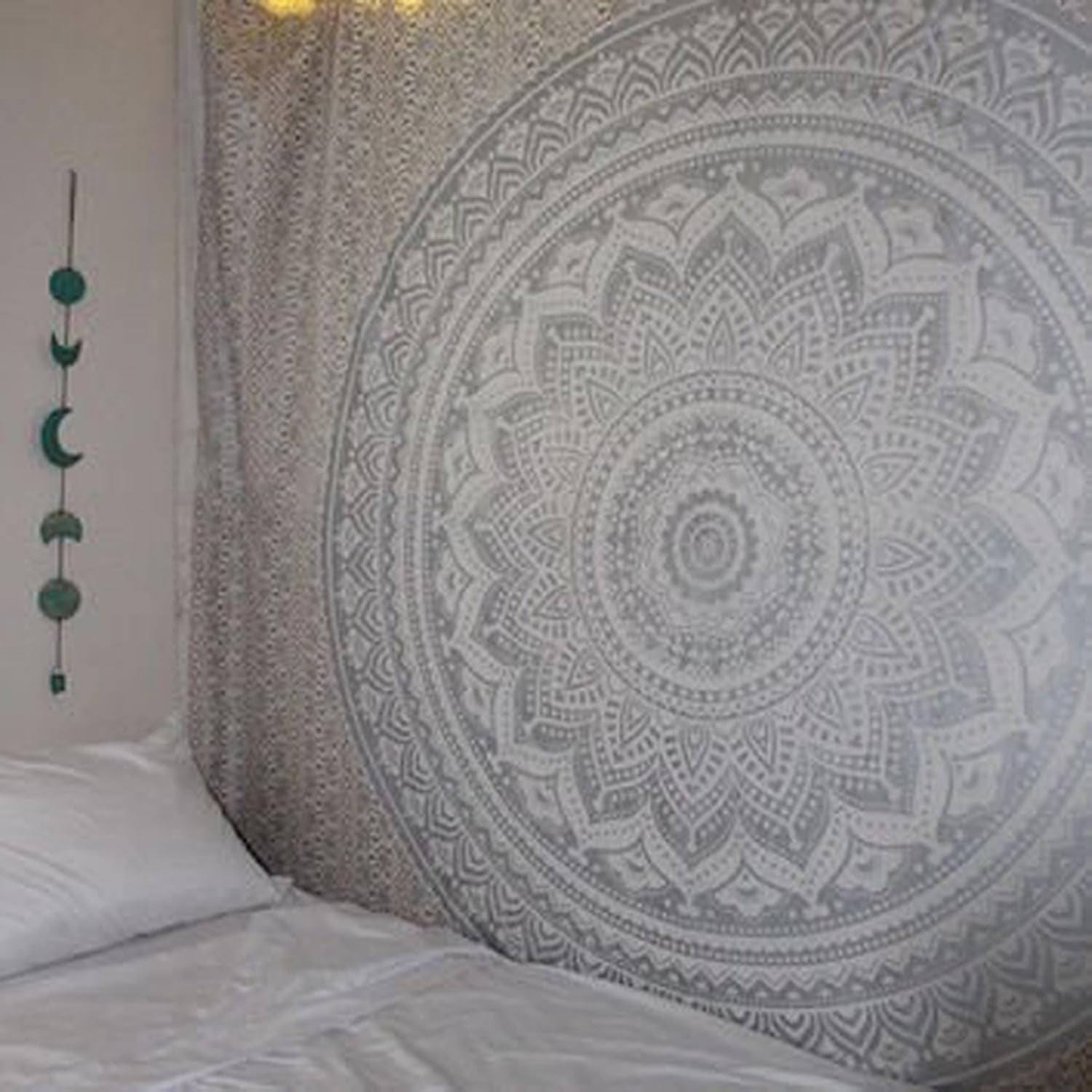 Indický gobelín mandala stříbrná bílá pokojová estetická plátna Home - Doplňky a dekorace Naty Shop