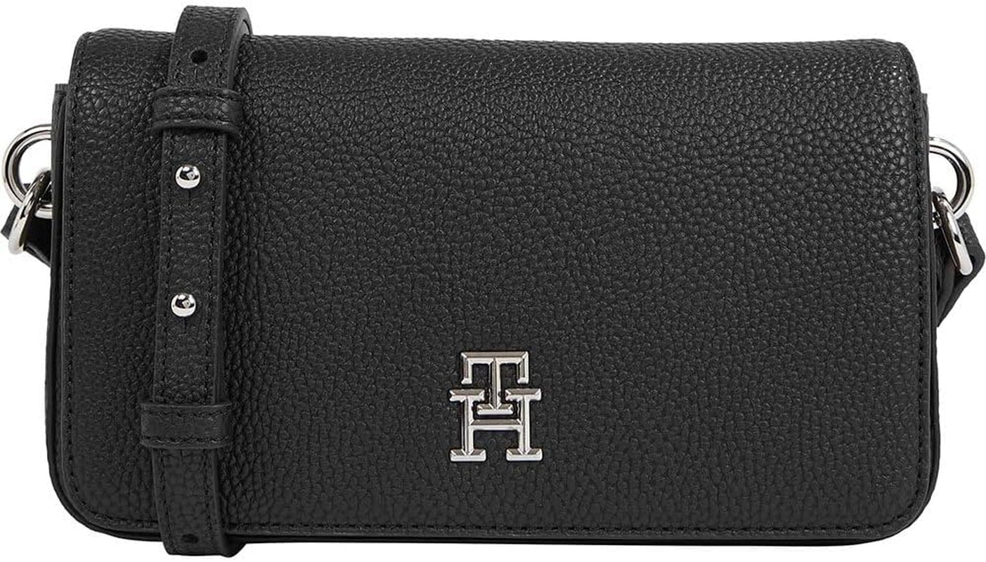 Tommy Hilfiger Crossbody kabelka Emblem Flap Crossover Malé dámské tašky Naty Shop Black