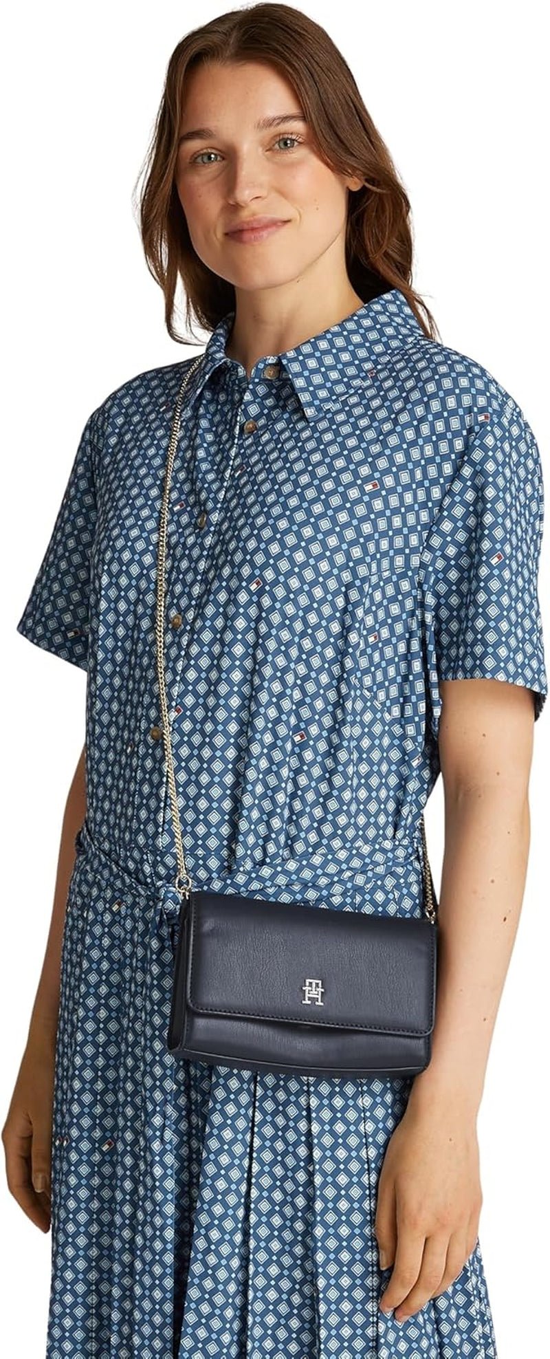 Tommy Hilfiger taška přes rameno Eternity Chain Crossover Tašky na rameno Dámské Naty Shop