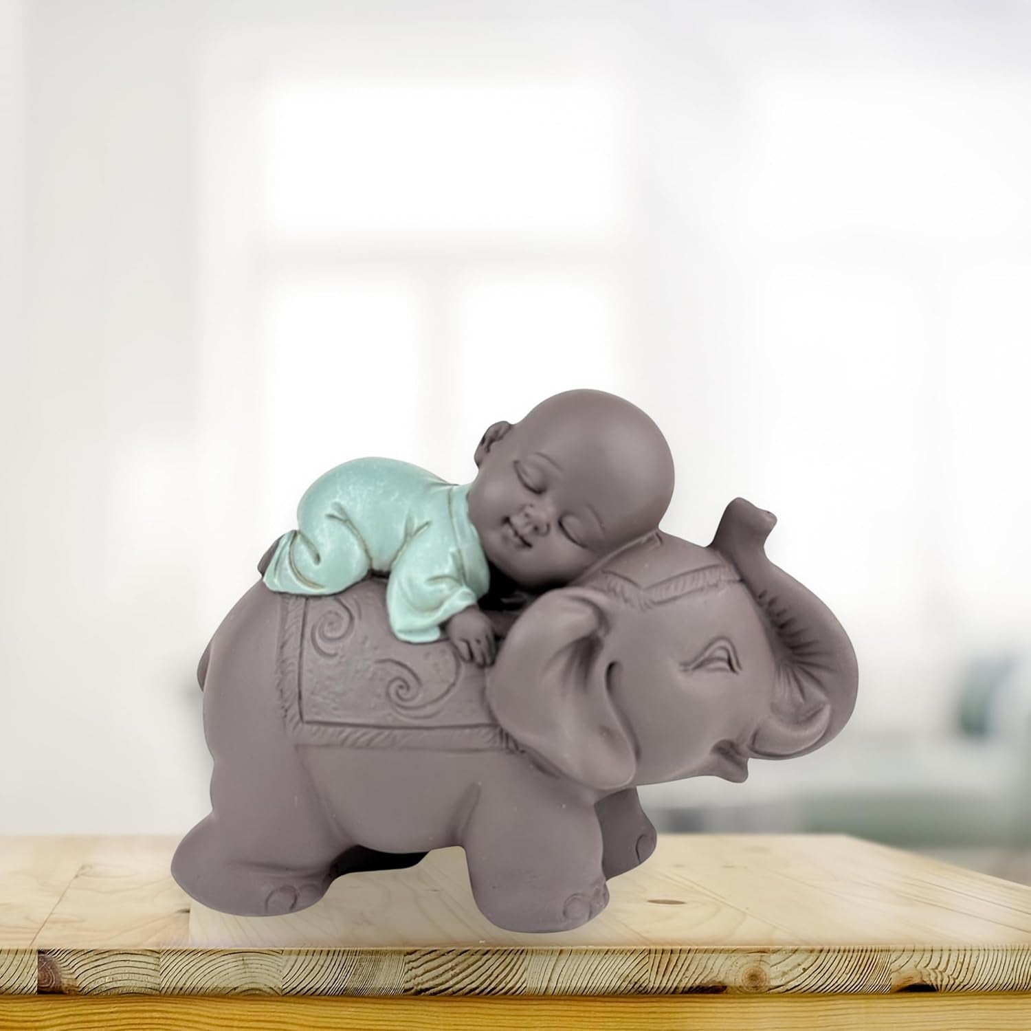 Socha Zen'Light Buddha Bonze Spící na slonovi - Zenová atmosféra ve vašem posvátném prostoru - krásná příznivá postava -V 9,5 cm, Hnědé a zelené Sošky a sochy Naty Shop