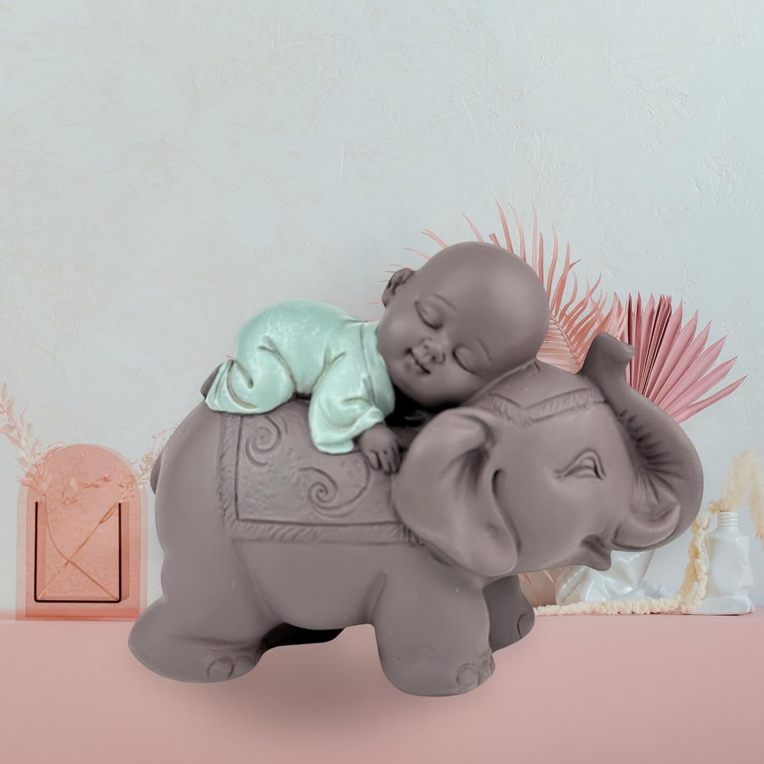 Socha Zen'Light Buddha Bonze Spící na slonovi - Zenová atmosféra ve vašem posvátném prostoru - krásná příznivá postava -V 9,5 cm, Hnědé a zelené Sošky a sochy Naty Shop