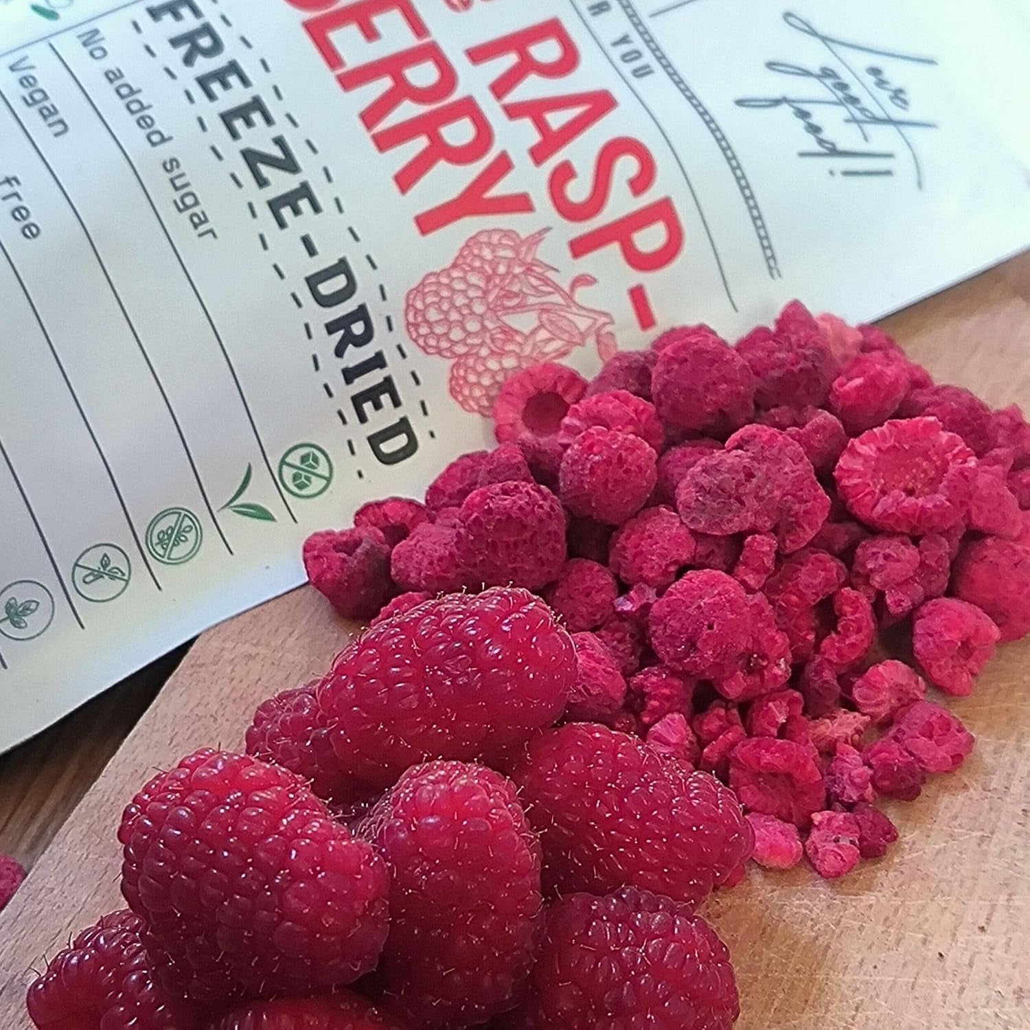 Lyofilizované maliny Nalámané kousky | XL 300g Mrazem sušené ovoce | Sušené maliny Bezlepkové Ovoce sušené mrazem | Ovoce sušené mrazem | Lyofilizované maliny Dehydrované produkty Naty Shop